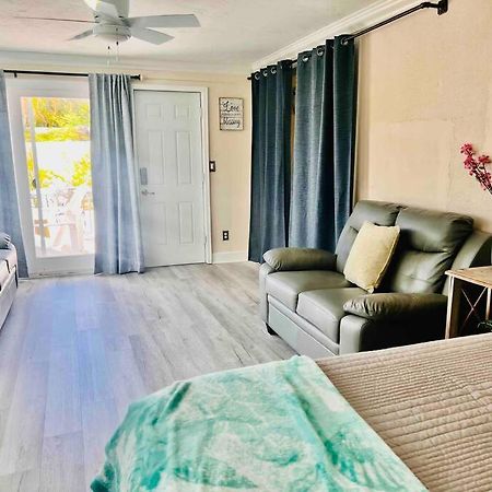 Cozy 2 Bedrooms Home By The Water Cape Coral Exterior foto